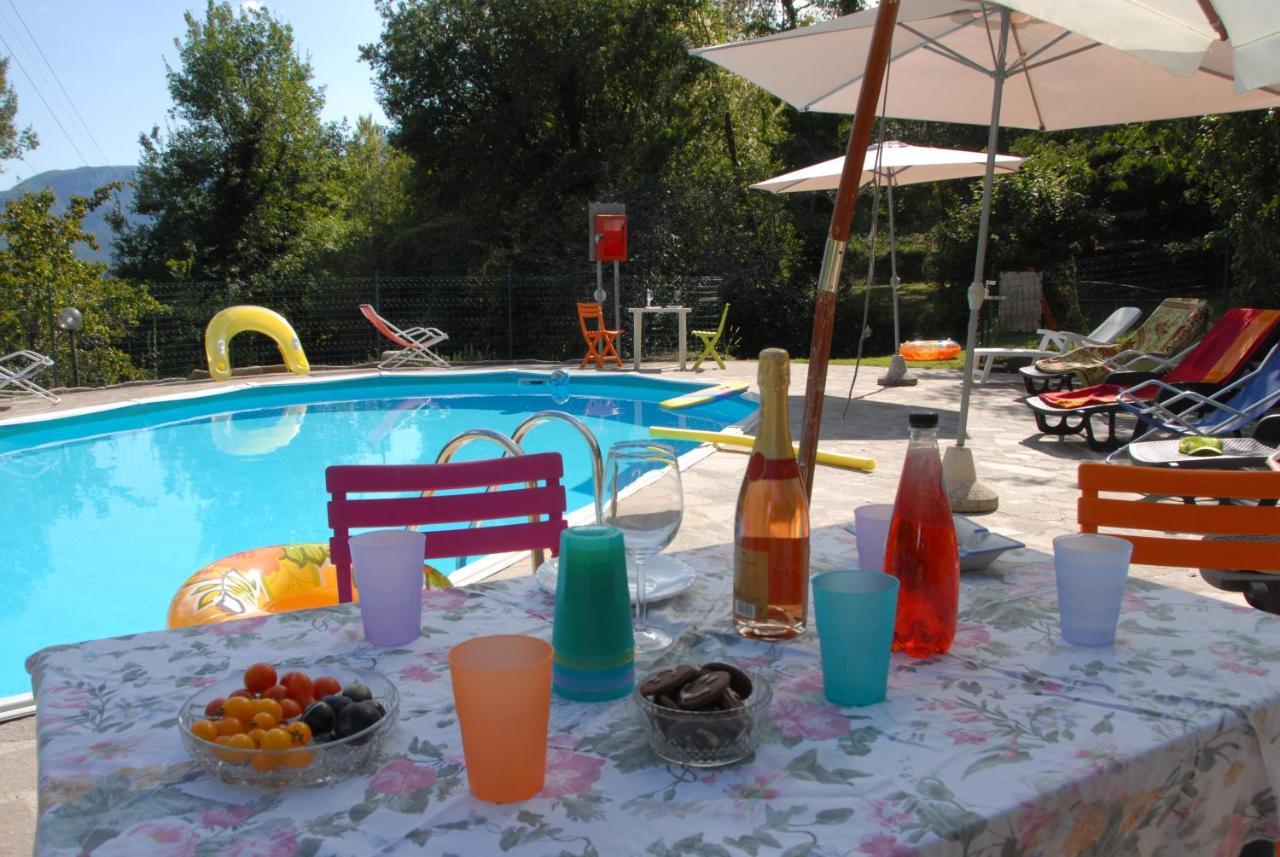 La Capannella Villa Gallicano ภายนอก รูปภาพ