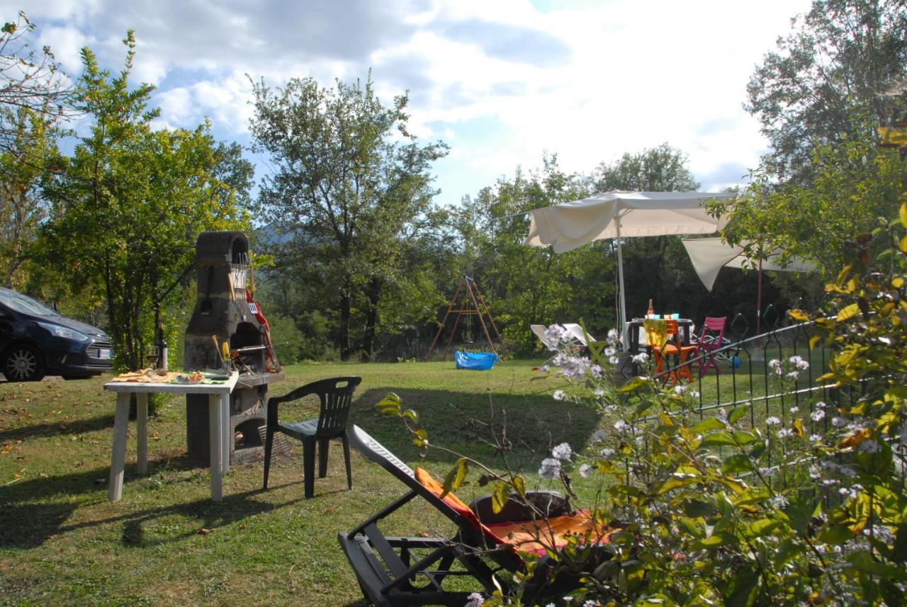 La Capannella Villa Gallicano ภายนอก รูปภาพ